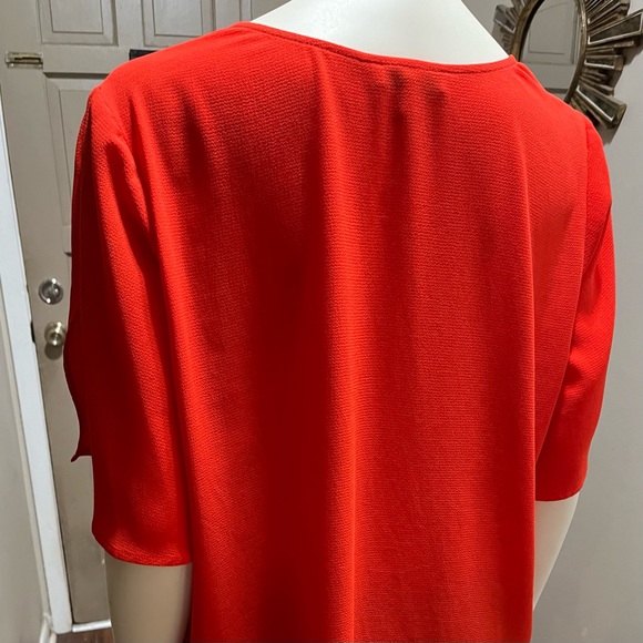 CHAUS Red Blouse with split sleeves & tie in the Front. SIZE: 2X - Picture 8 of 9